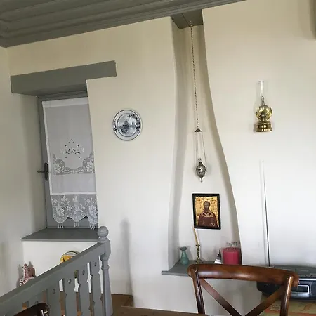 Σπίτι διακοπών Charming Stone House Παρθενώνας