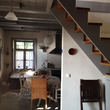 Σπίτι διακοπών Charming Stone House *