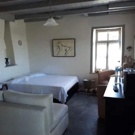 Charming Stone House * Parthenón