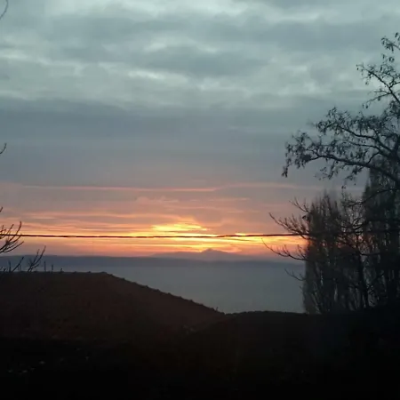 Case de vacanță Charming Stone House *