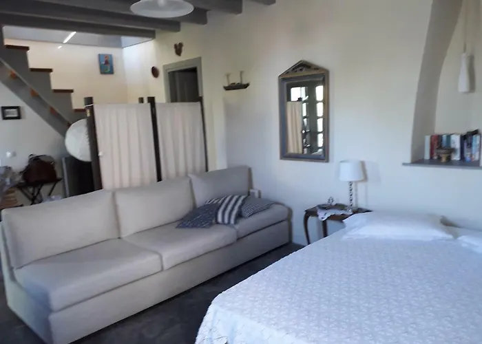 Charming Stone House Tatil Evi Parthenón